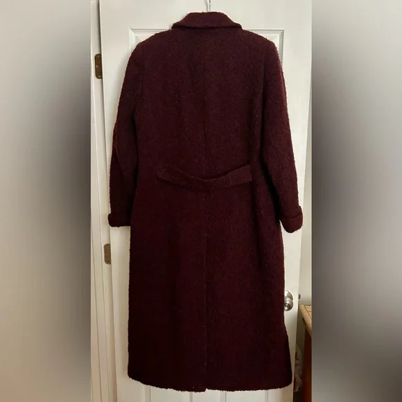 Talbots Vintage Burgundy Wine Boucle’ Long Elegant Wool Blend Overcoat Size 14 - Picture 10 of 10